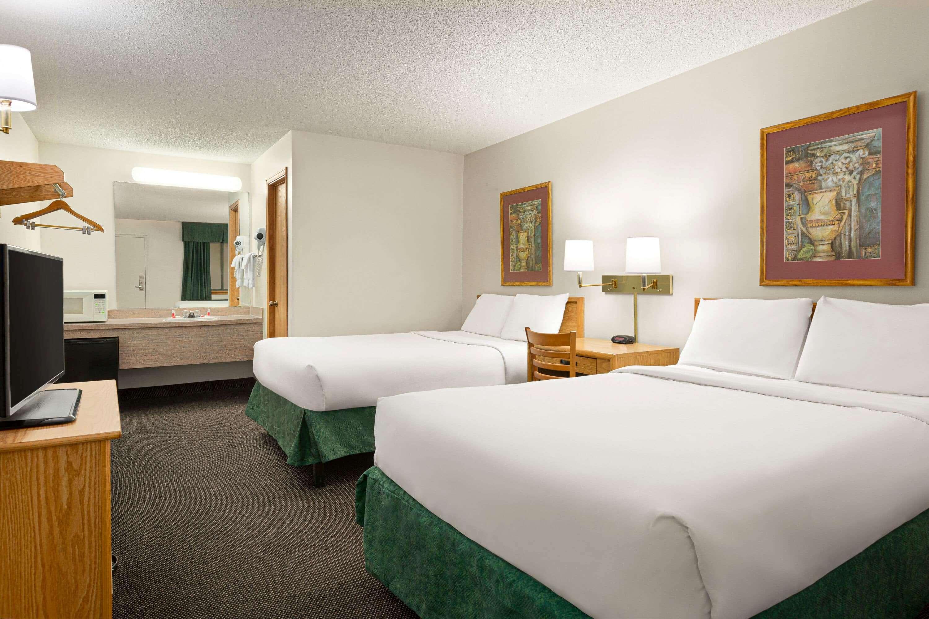 Travelodge By Wyndham Wellington Экстерьер фото