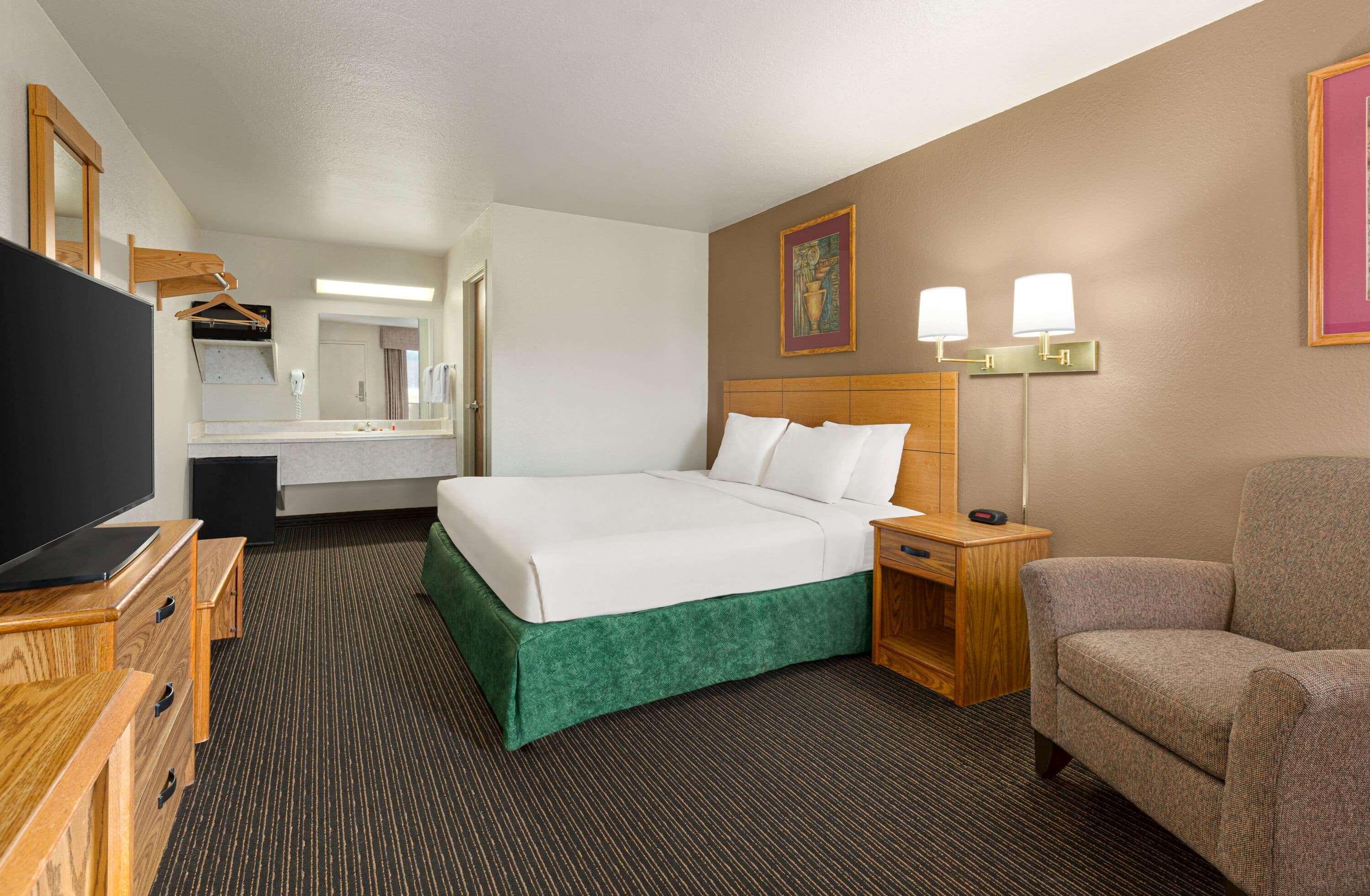 Travelodge By Wyndham Wellington Экстерьер фото